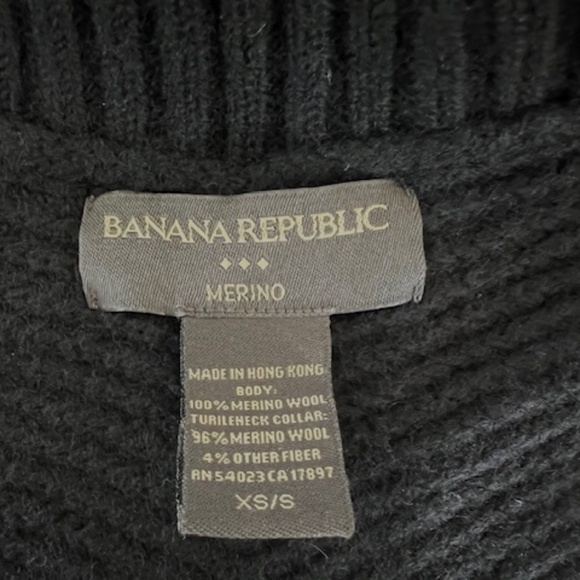 Banana Republic Black Merino Wool Turtle Neck Fringe Poncho Sweater Top XS/S - Picture 6 of 6